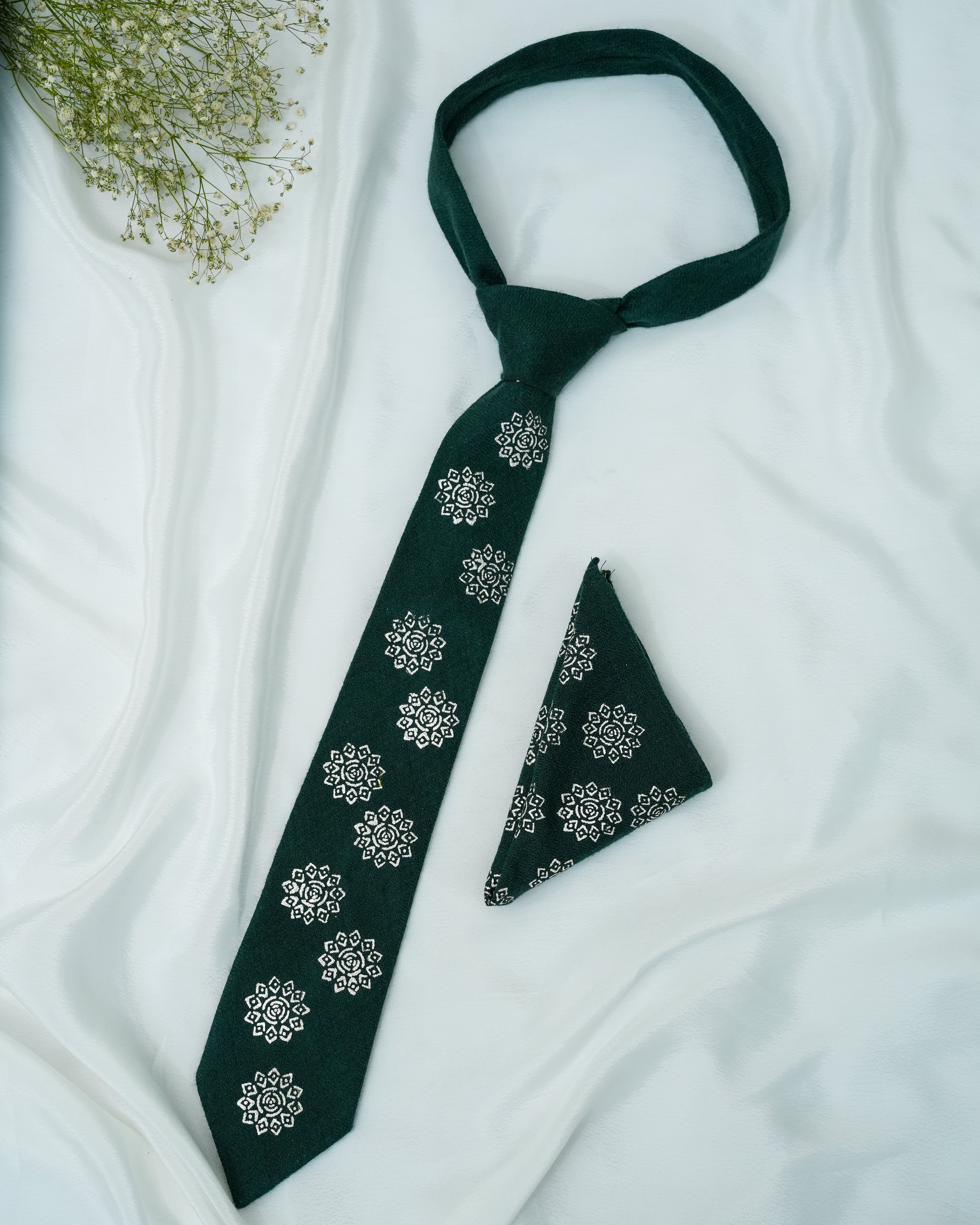 Pure Pashmina Green Tie & Pocket Square