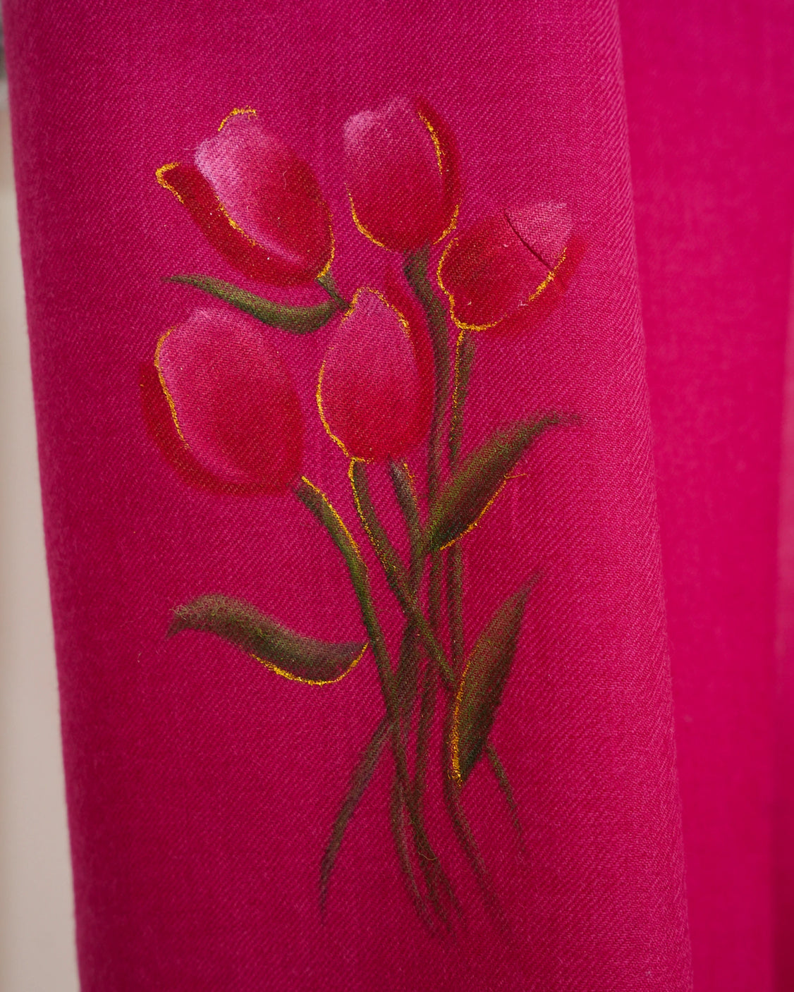 Red And Pink Ombre Tulip Bunch Fine Wool Scarf