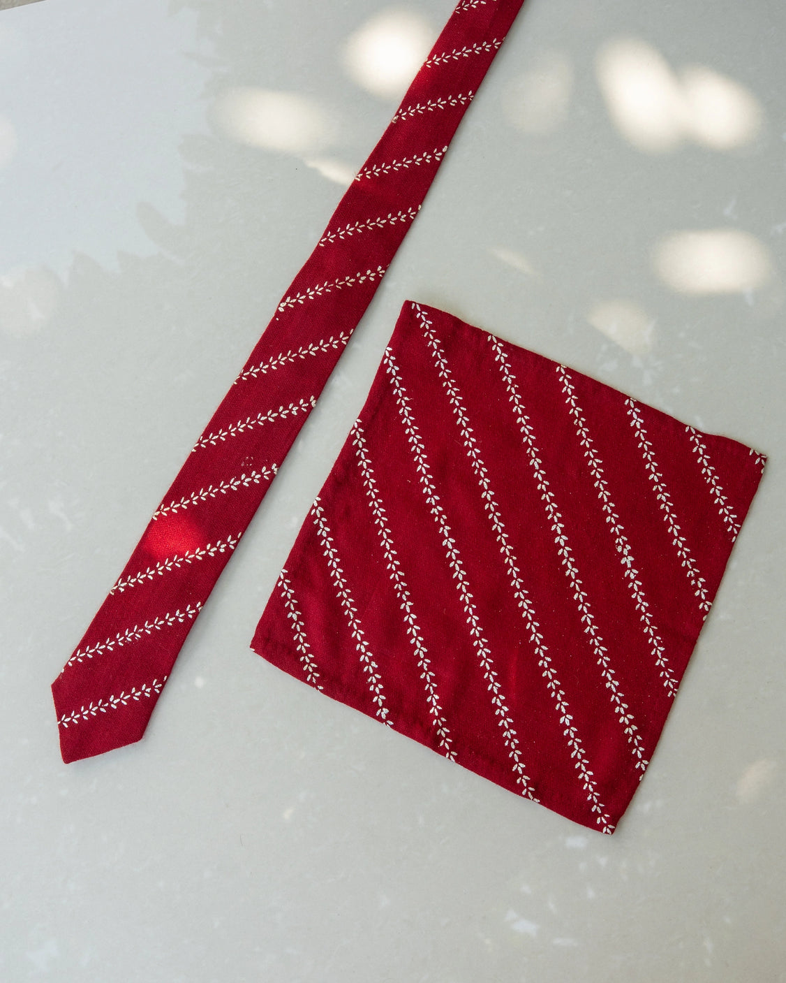 Maroon Pure Pashmina Silver Printed Tie & pocket Square Set