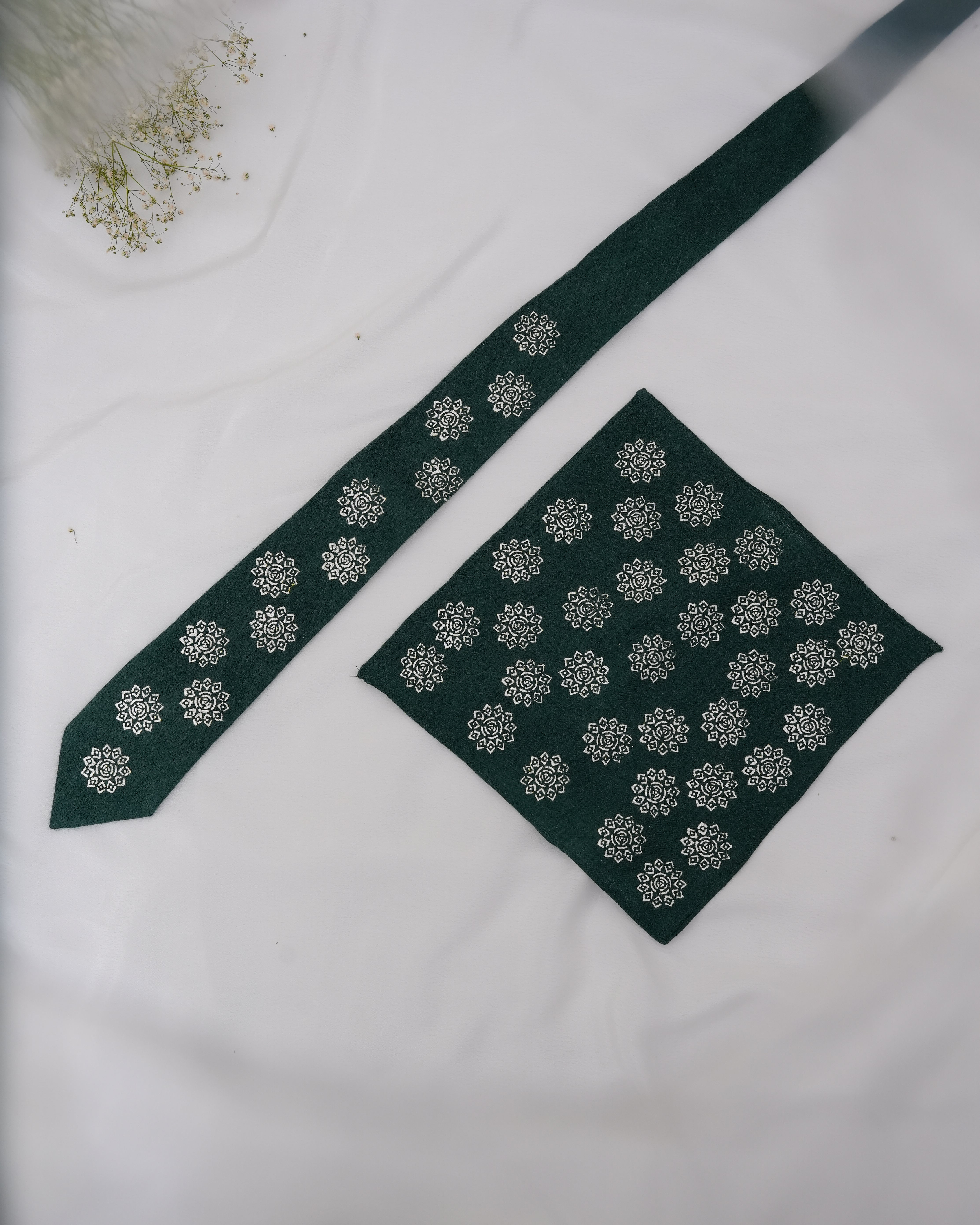 Pure Pashmina Green Tie & Pocket Square