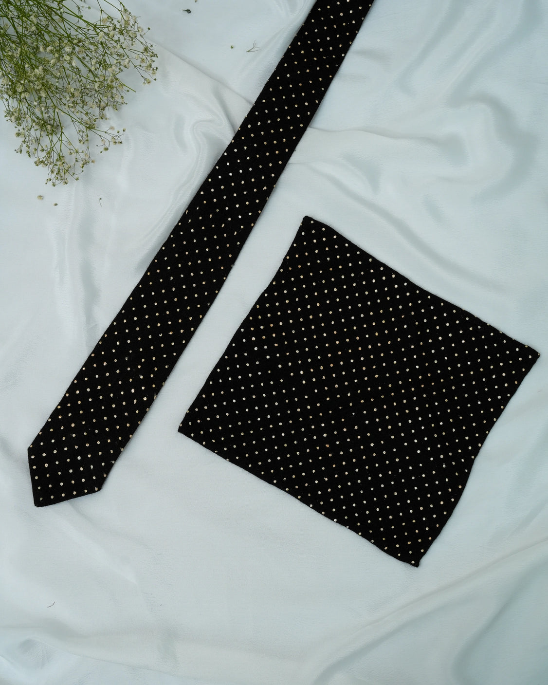 Pure Pashmina Navy Blue Tie & Pocket Square Set