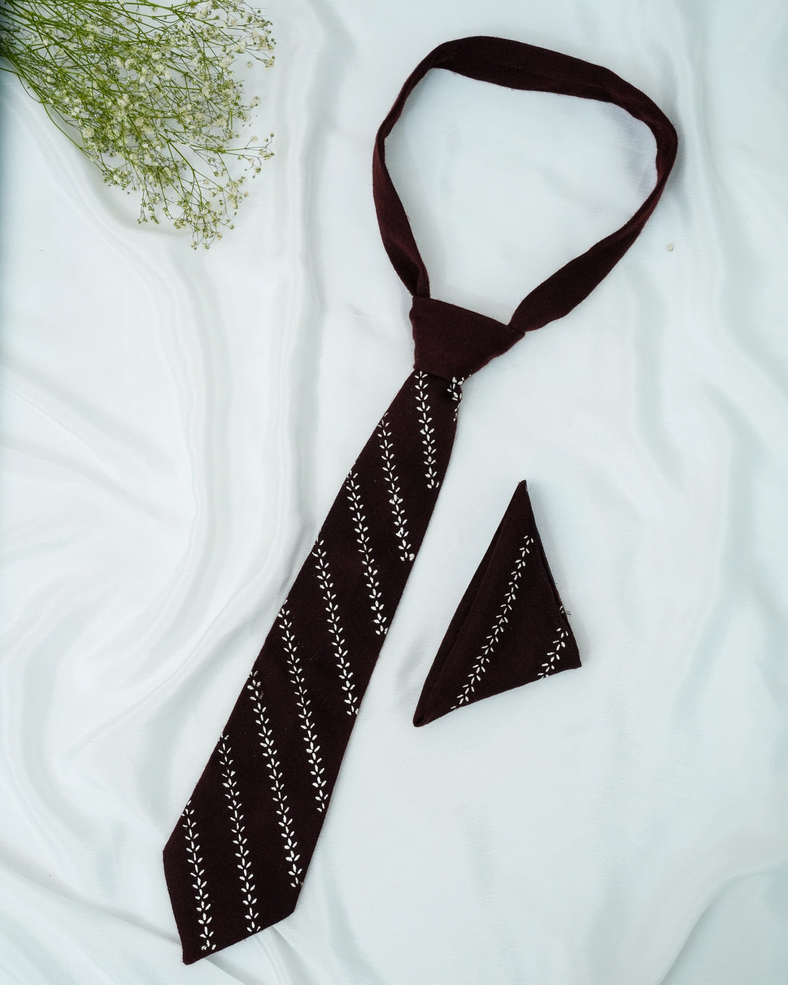 Pure Pashmina Brown Tie & Pocket Square Set
