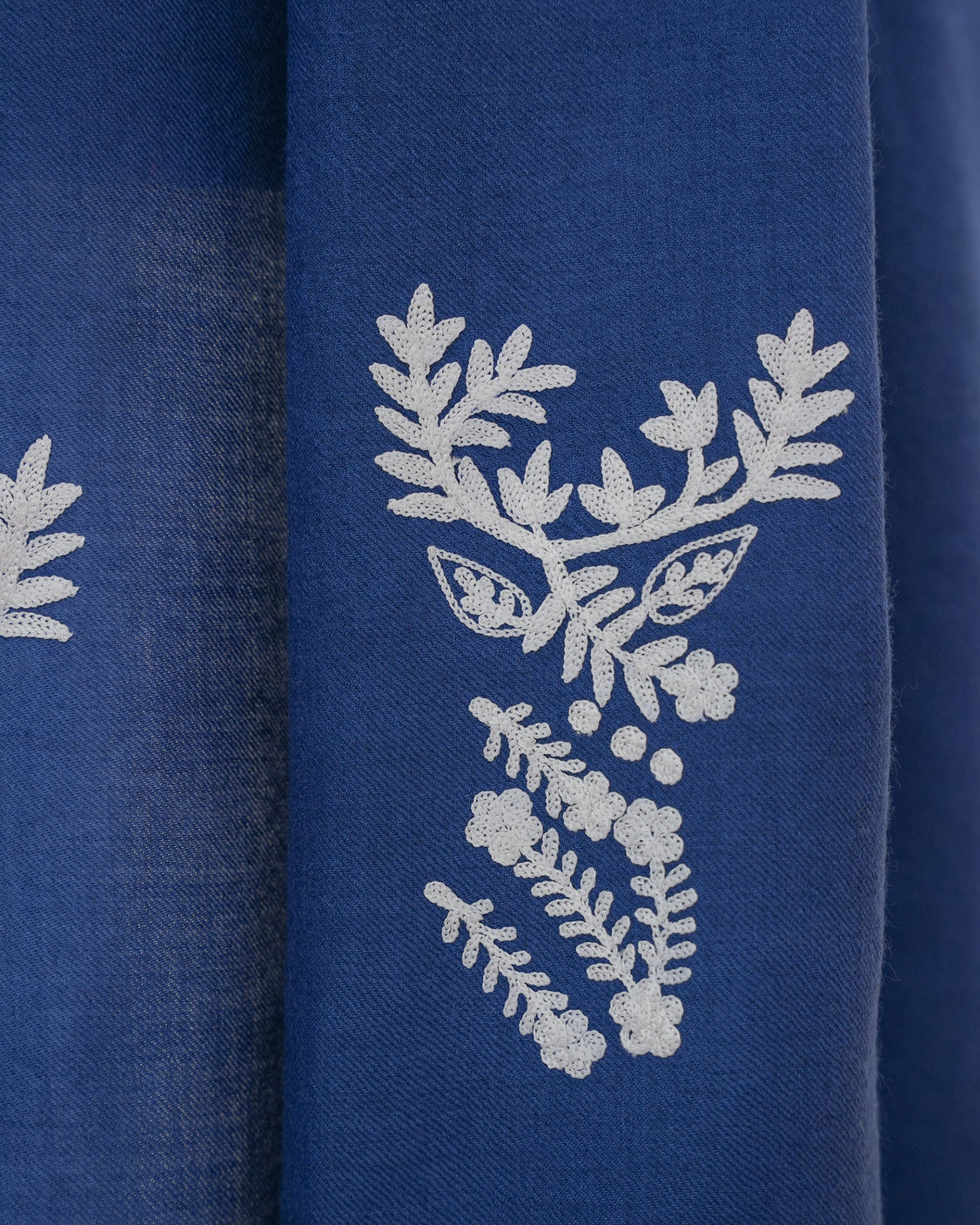 Deer-Head in Thread Embroidered Navy Blue Fine Wool Scarf
