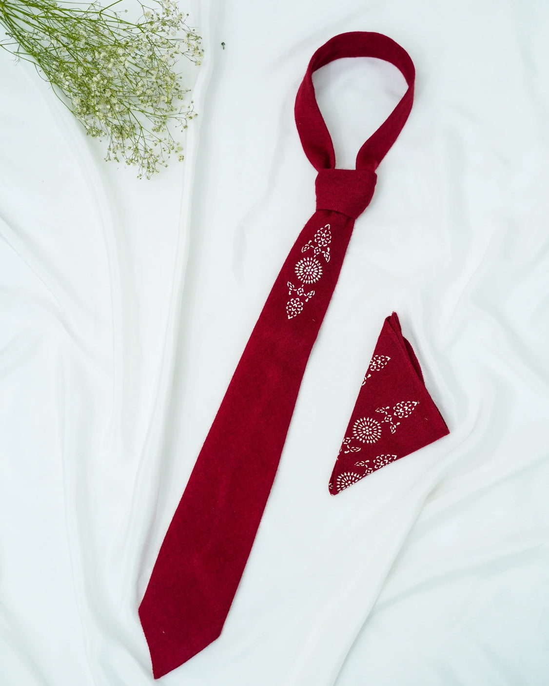 Pure Pashmina Maroon Tie & Pocket Square Set
