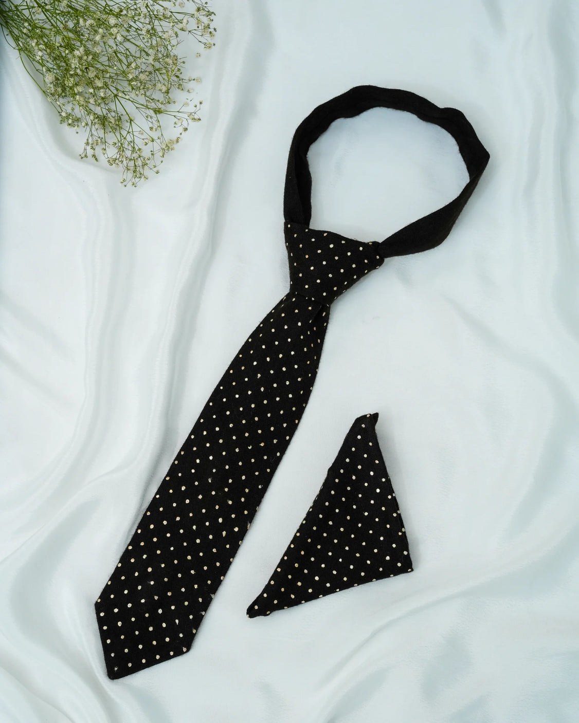 Pure Pashmina Navy Blue Tie & Pocket Square Set