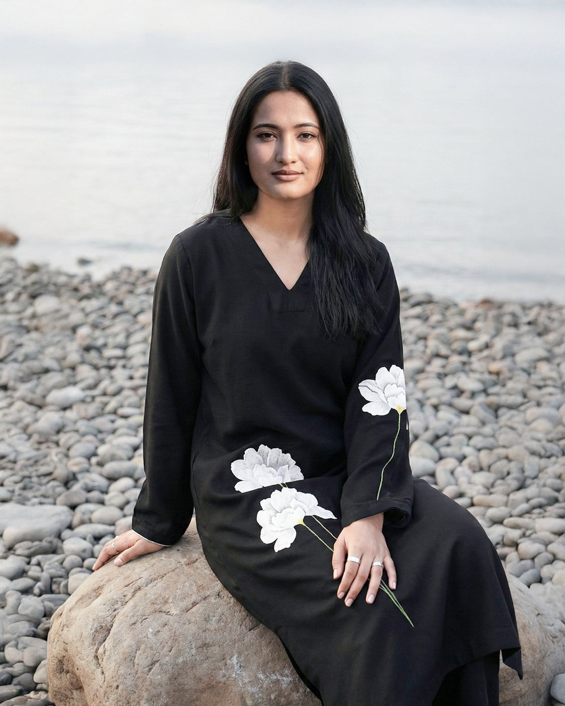 Moon Garden Floral Handpainted Phiran