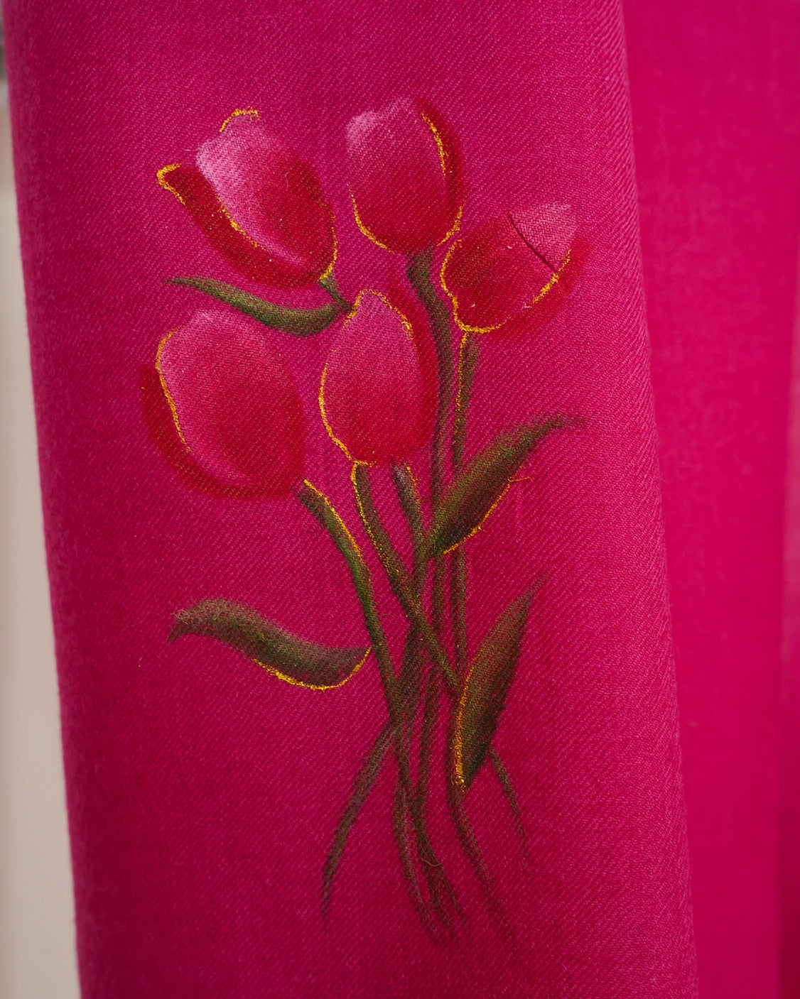 Red And Pink Ombre Tulip Bunch Fine Wool Scarf