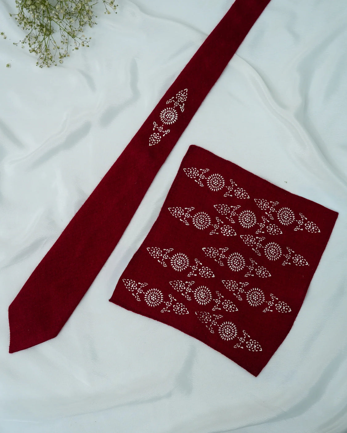 Pure Pashmina Maroon Tie & Pocket Square Set